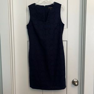 Banana Republic navy lace v split neck sleeveless sheath lined dress never worn